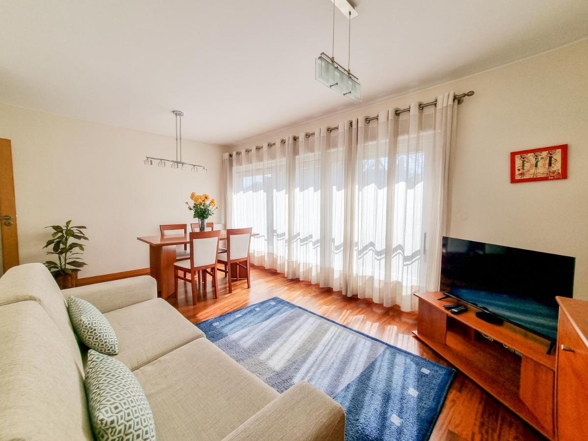 Sweet Living Viana - City Centre Apartment With Garage Viana do Castelo Bagian luar foto