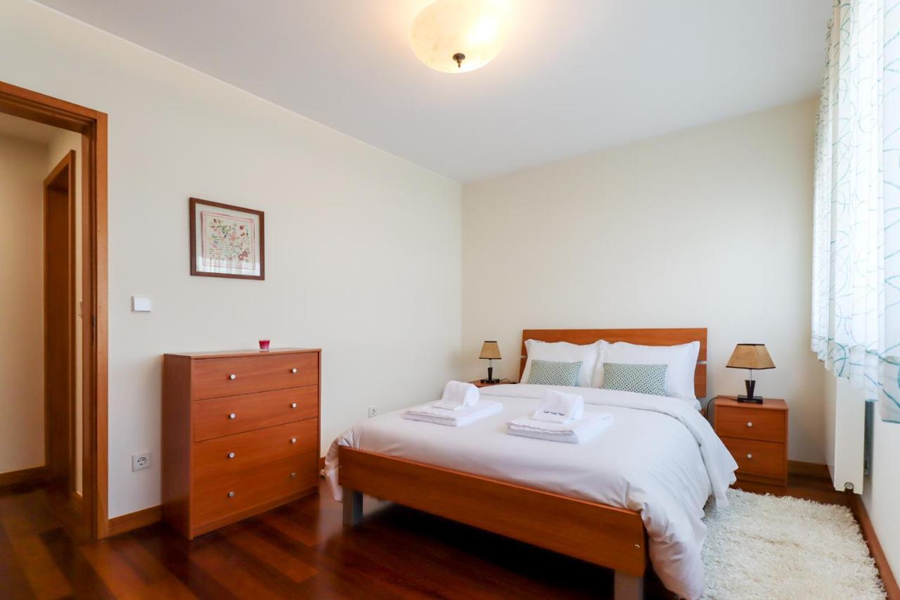 Sweet Living Viana - City Centre Apartment With Garage Viana do Castelo Bagian luar foto